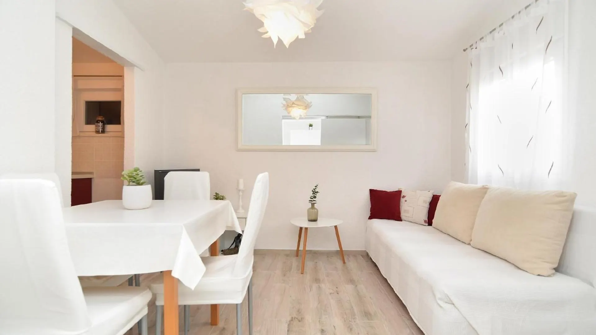 Ferienwohnung Fuer 3 Personen Ca 30 Qm In Fazana-Surida, Istrien Istrische Riviera Valbandon